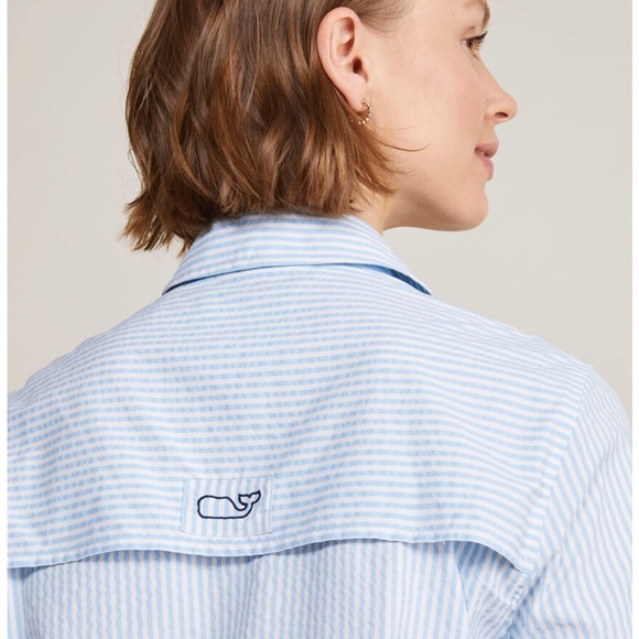 Vineyard Vines Harbor Seersucker Shirt Cover-Up like new - Picture 6 of 10